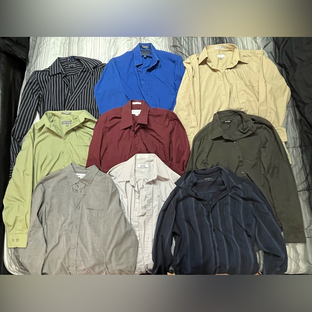 Men’s dress shirts lot of  9. Various brands. Mostly size small see neck size
